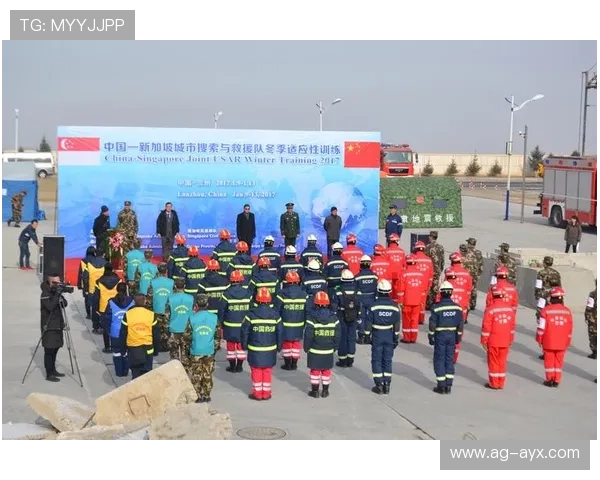 球员参与城市救援演练提升社会责任感 球员参与城市救援演练提升社会责任感