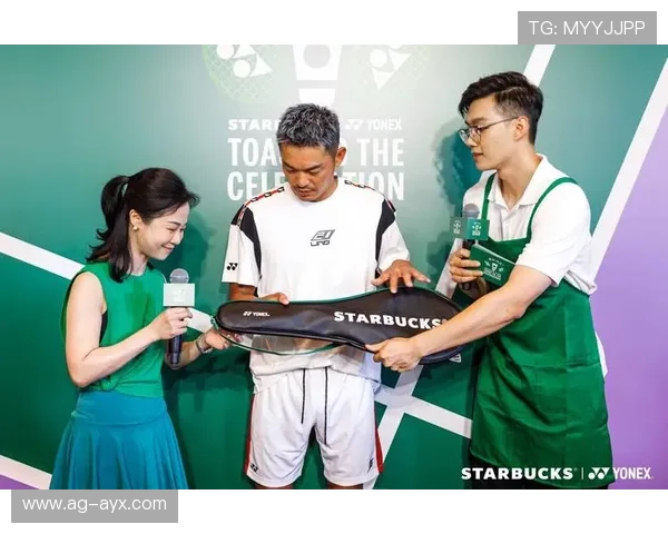 球队与时尚品牌跨界合作推出球迷服饰 球队与时尚品牌跨界合作推出球迷服饰