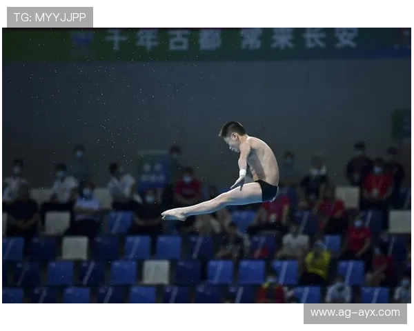 青年跳水队跨组训练成效显著,多人动作难度提升 青年跳水队跨组训练成效显著,多人动作难度提升