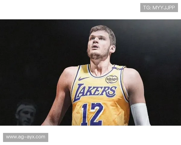 里夫斯价值暴涨,湖人锁定未来基石 里夫斯价值暴涨,湖人锁定未来基石