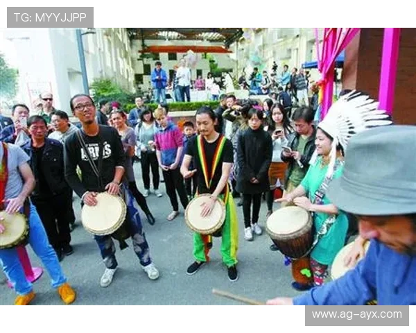 俱乐部与艺术院校共建球迷文化创意工作坊